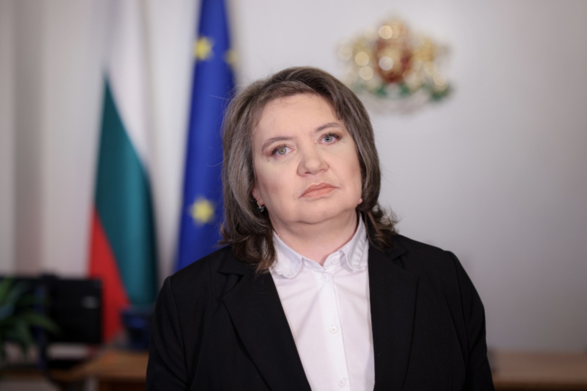 Киселова върна предложението на Румен Радев за референдум