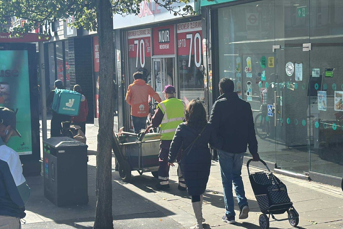Грипната вълна във Великобритания започва по-рано тази година
