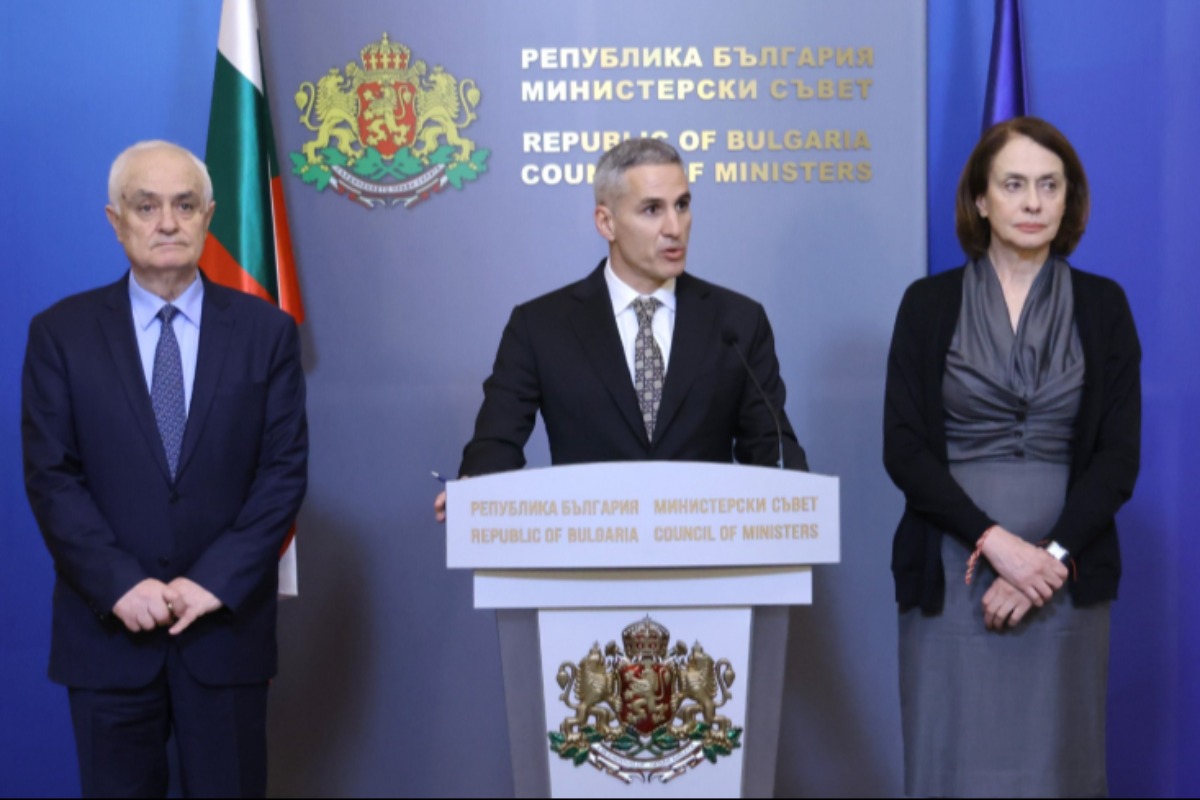 Премиерът: България не е директно застрашена от военните действия в Близкия изток   