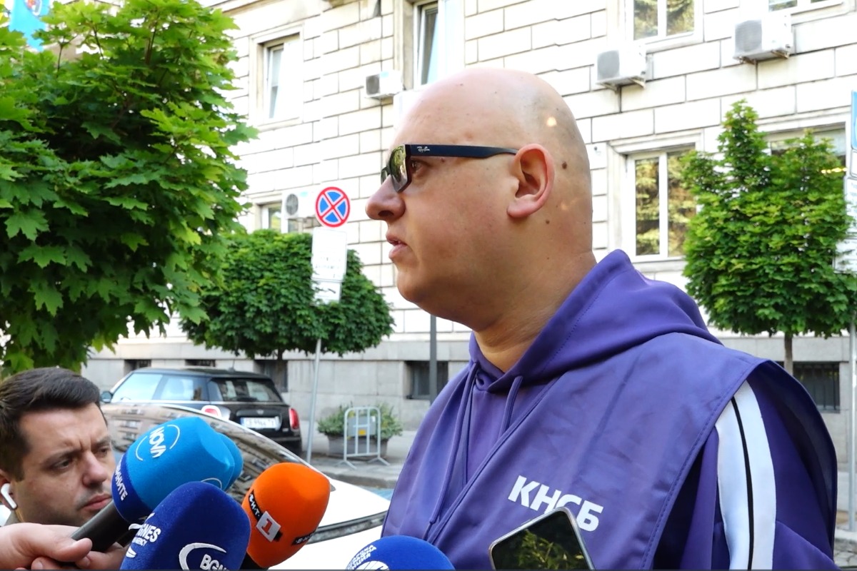 От вторник отново пускат автобусите и тролеите в София