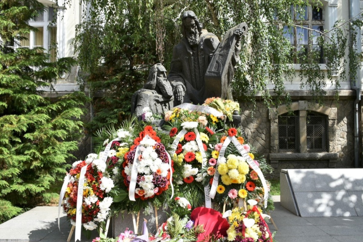 24 май - най-българският празник, който сплотява българите 