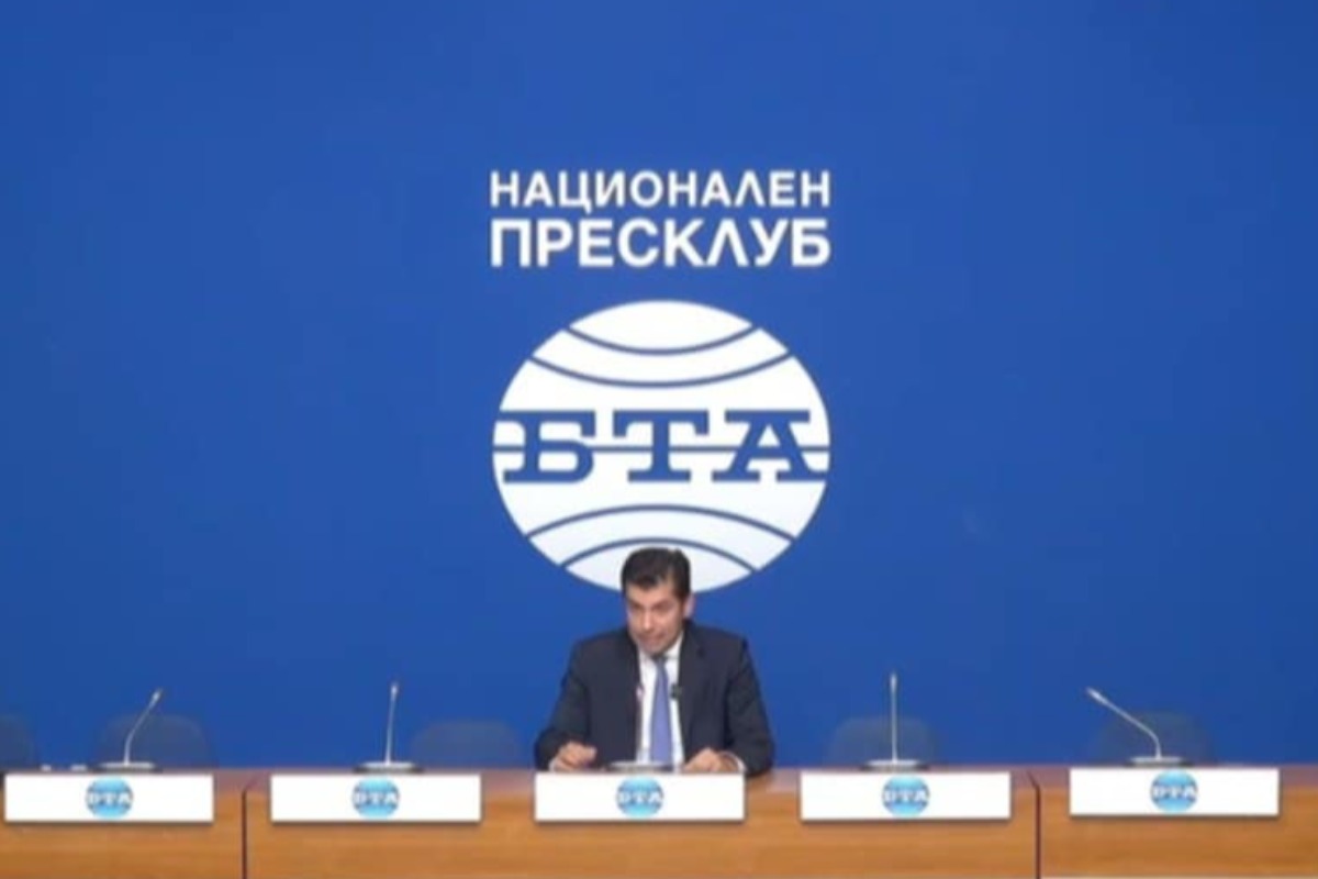 Кирил Петков подава оставка като съпредседател на „Продължаваме промяната“ и като депутат
