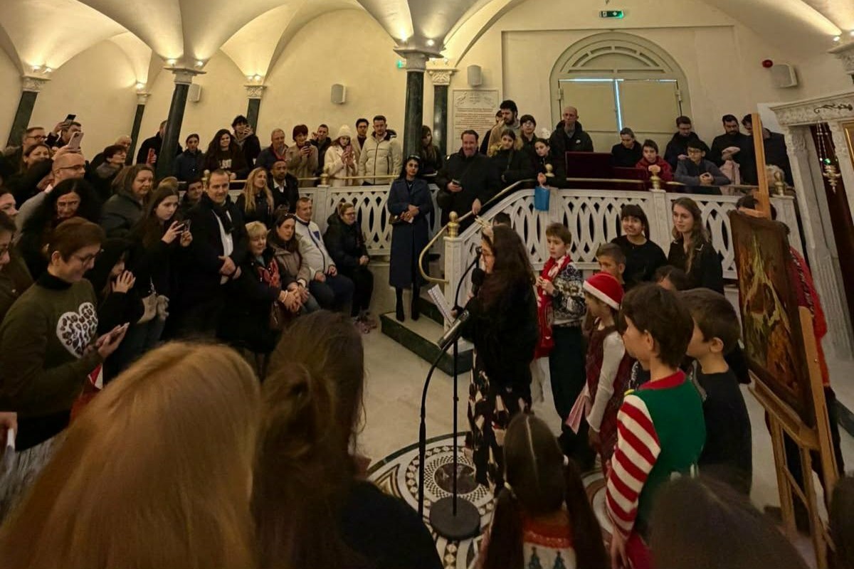 Десетки българи на Острова посрещнаха заедно Рождество Христово в храм „Свети Йоан Рилски“