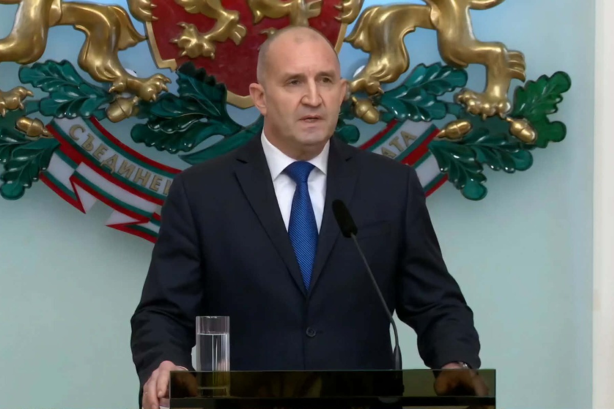 Президентът Румен Радев ще депозира своята оставка утре и даде заявка за участие в парламентарния вот